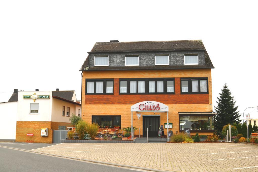 Hotel Restaurant Gilles Kollig Exteriör bild